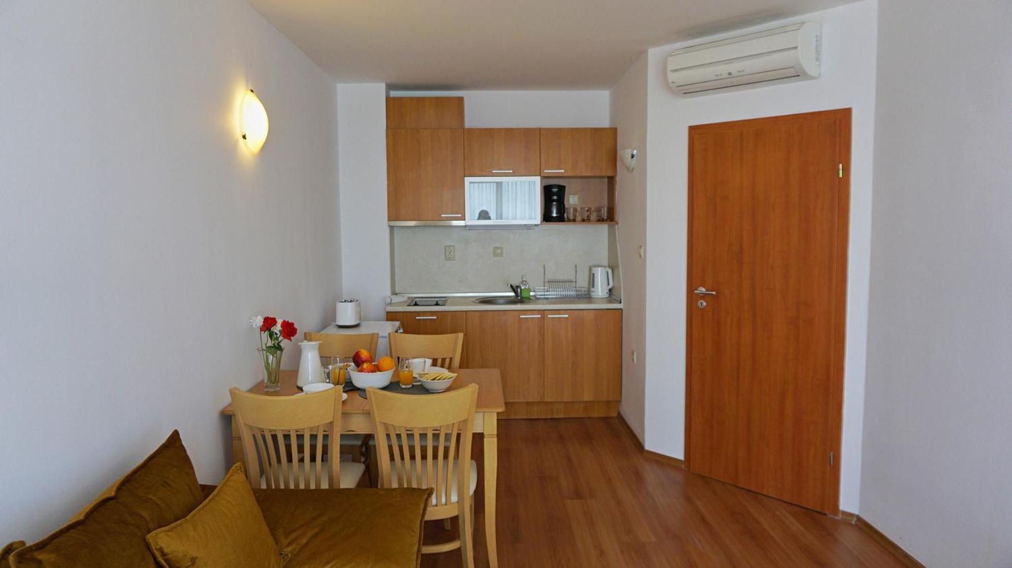 Apartments Sirena First Line - Апартаменти Сирена На Първа Линия Sables d'or Extérieur photo